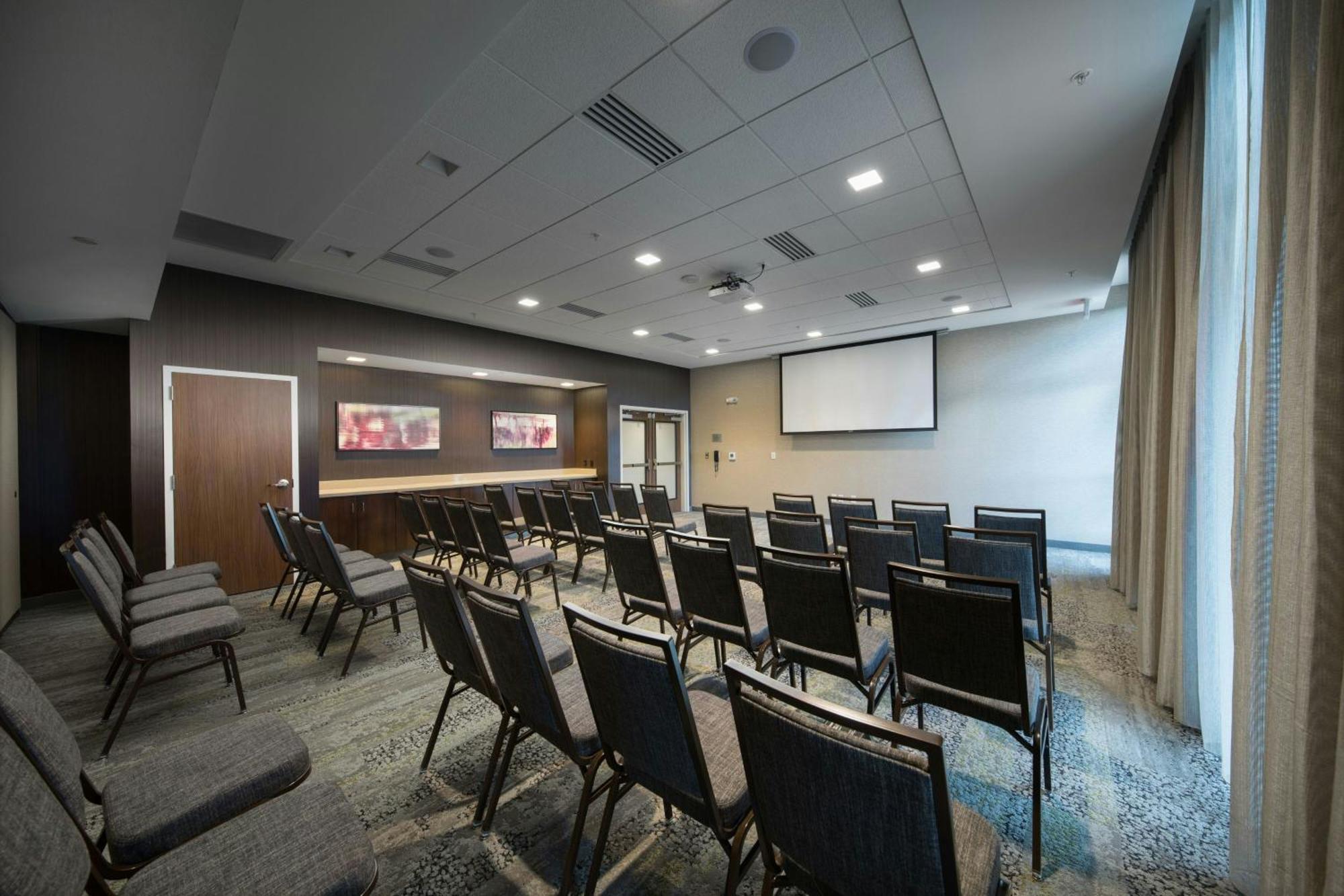 Courtyard By Marriott ראסלוויל מראה חיצוני תמונה