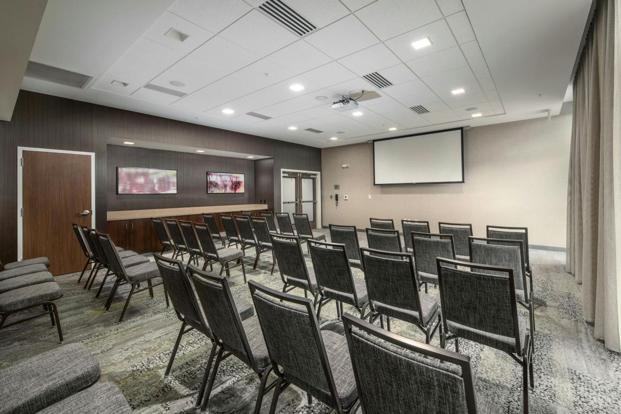 Courtyard By Marriott ראסלוויל מראה חיצוני תמונה