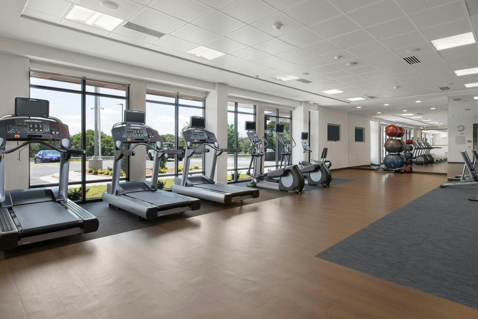 Courtyard By Marriott ראסלוויל מראה חיצוני תמונה
